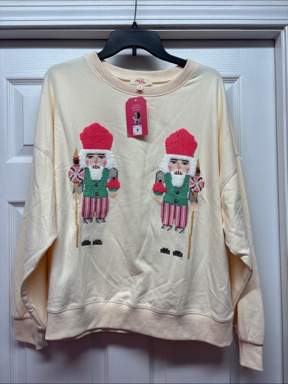 Peach Love Ladies Embroidered Nutcracker Pink Stone Embellished Sweatshirt M New